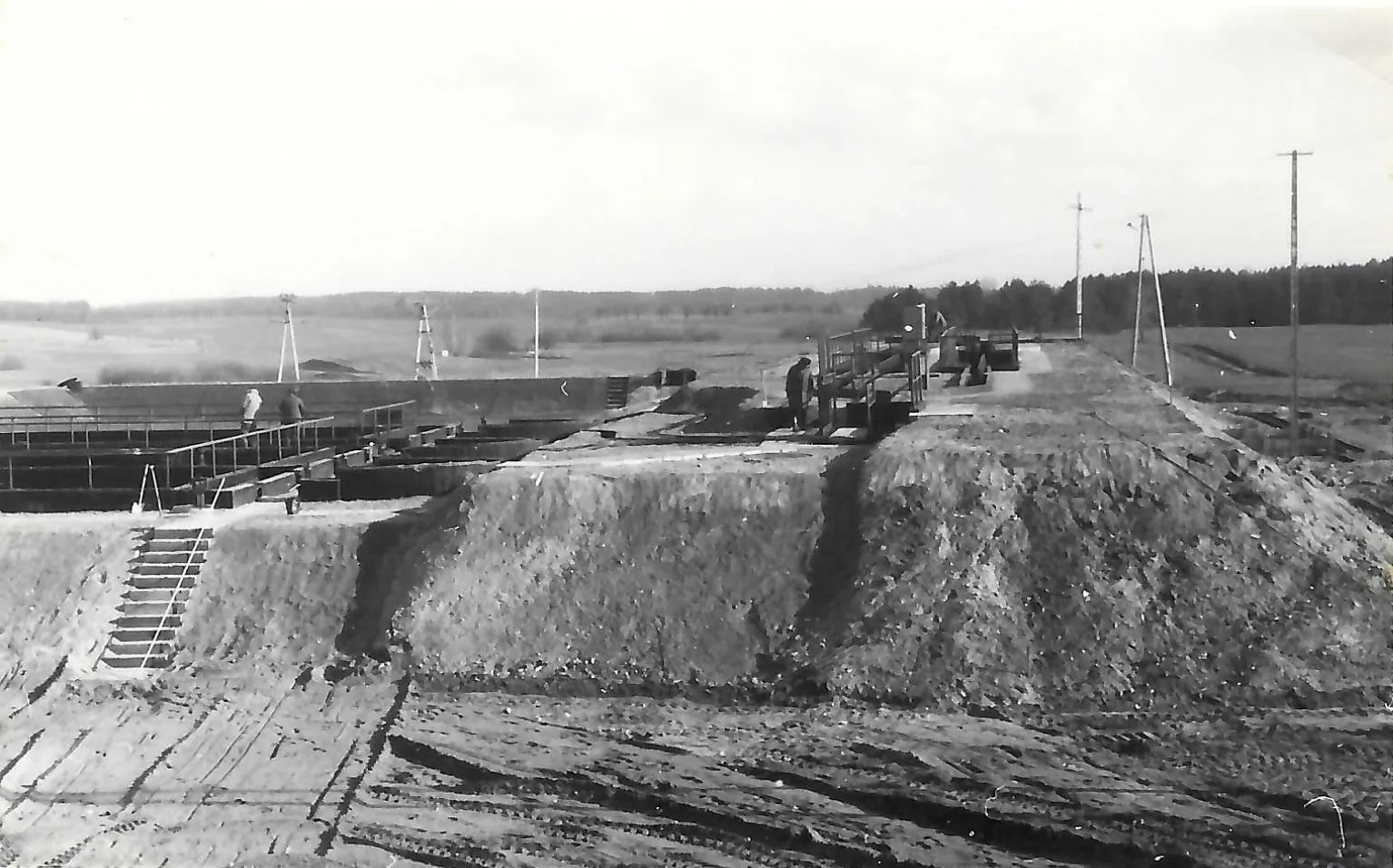 Budowa oczyszczalni 1977 (15)